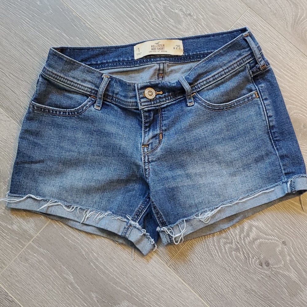 Hollister midi denim short
